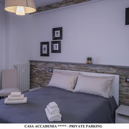 Апартаменты Elegante Casa Accademia ***** - Private Parking Ливорно Экстерьер фото